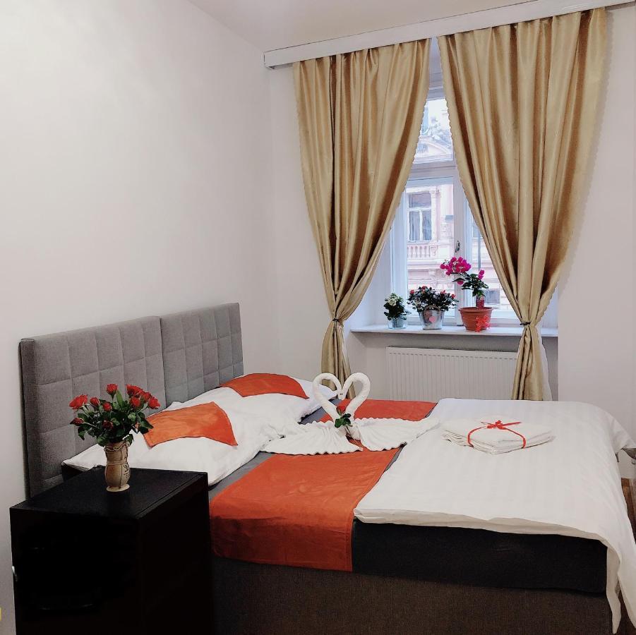 Lena Apartment Прага Экстерьер фото