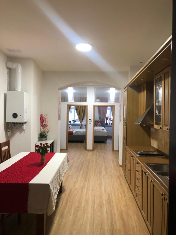 Lena Apartment Прага Экстерьер фото