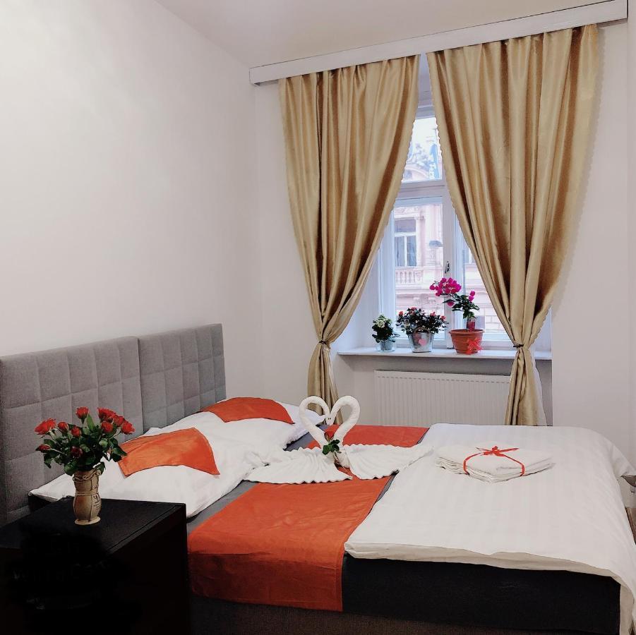 Lena Apartment Прага Экстерьер фото
