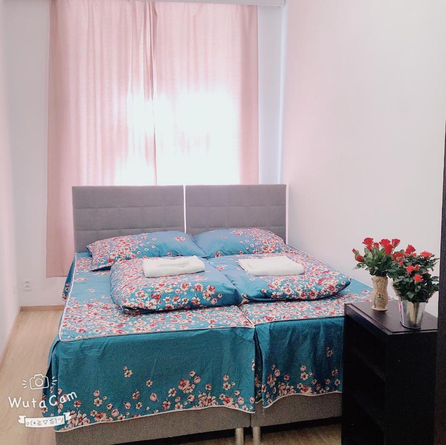 Lena Apartment Прага Экстерьер фото