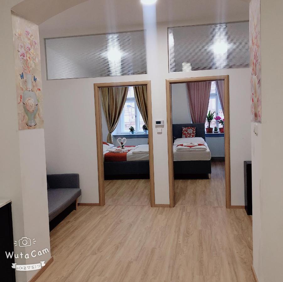 Lena Apartment Прага Экстерьер фото